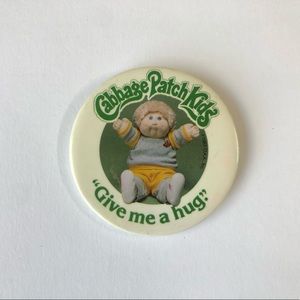 •’83 Cabbage Patch Kids Pin•